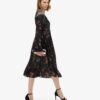 Abito midi in jacquard con maniche svasate