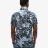Camicia in lino stampata con colletto aperto