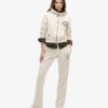 Felpa con cappuccio corta e comoda Athletic Essentials Felpa con cappuccio corta e comoda Athletic Essentials