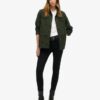 Giacca militare M65 decorata Giacca militare M65 decorata