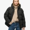 Giacca sportiva imbottita di media lunghezza con cappuccio Hooded