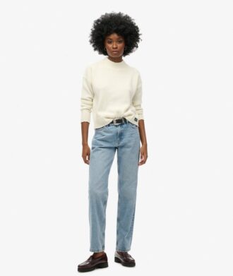 Jeans a vita media e gamba dritta