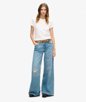 Jeans a zampa larga con orlo grezzo