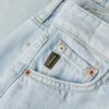 Jeans a zampa larga con orlo grezzo Jeans a zampa larga con orlo grezzo