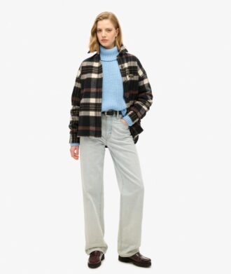Maglione a collo alto con punto morbido