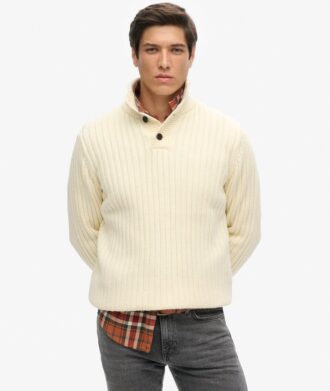 Maglione a coste con mezzo bottone