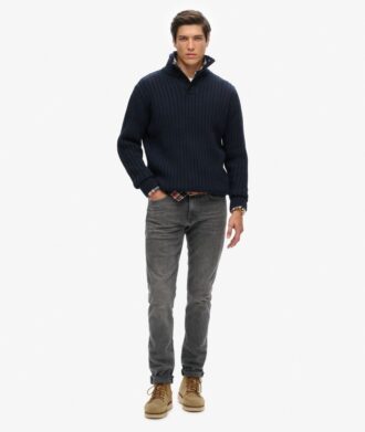 Maglione a coste con mezzo bottone
