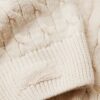 Maglione oversize con collo a V e lavorazione a trecce