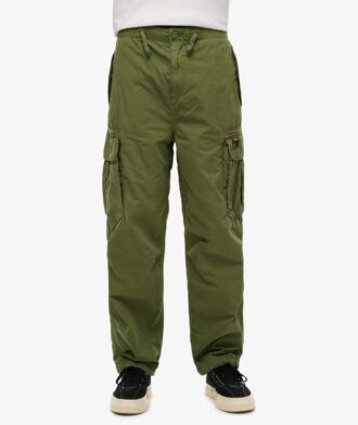 Pantaloni larghi da paracadutista