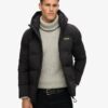 Piumino boxy con cappuccio Hooded