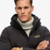 Piumino boxy con cappuccio Hooded