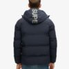 Piumino boxy con cappuccio Hooded