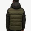 Puffer sportivo con cappuccio a blocchi di colore