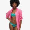 Slip da bikini riciclati con stampa tie-dye
