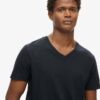 T-shirt a pantaloncini con scollo a V in maglia fiammata
