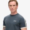 T-shirt a righe retrò con logo Essential
