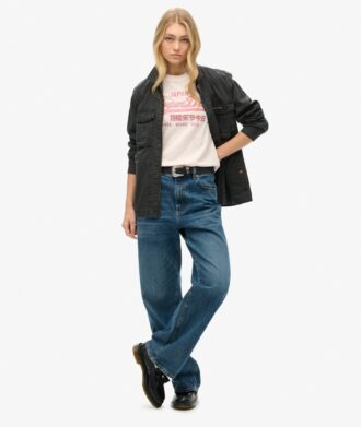 T-shirt comoda con logo metallico