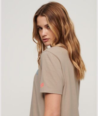T-shirt comoda con logo Sportswear