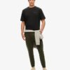 T-shirt comoda con logo Tech T-shirt comoda con logo Tech