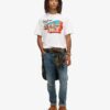 T-shirt con grafica “Travel Postcard” T-shirt con grafica “Travel Postcard”