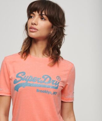 T-shirt con logo Vintage decorato