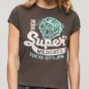 T-shirt con maniche ad aletta e decorazioni