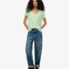 T-shirt con scollo a V ricamata
