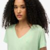 T-shirt con scollo a V ricamata