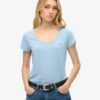 T-shirt con scollo rotondo Studios T-shirt con scollo rotondo Studios