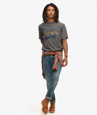 T-shirt con stampa rock anni ’70