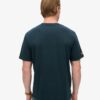 T-shirt con stampa “Travel Postcard Chest”