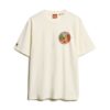 T-shirt con stampa “Travel Postcard Chest” T-shirt con stampa “Travel Postcard Chest”
