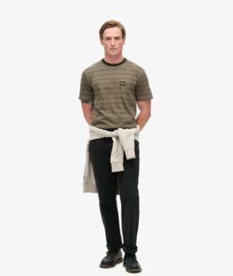 T-shirt con tasca a righe testurizzate