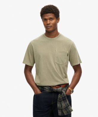 T-shirt con tasca e cuciture a contrasto
