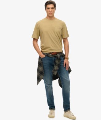 T-shirt con tasca e cuciture a contrasto