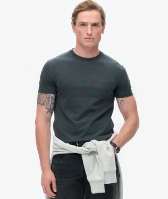 T-shirt Essential con taschino