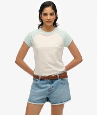 T-shirt raglan con logo Essential in Organic Cotton