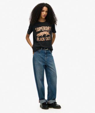 T-shirt relax con decorazioni in stile college