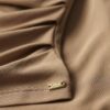 Top a maniche lunghe con collo alto arricciato