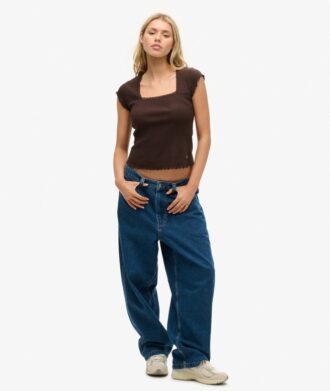 Top Athletic Essentials con scollo quadrato