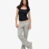 Top Athletic Essentials con scollo quadrato