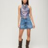 Top con paillettes, collo a cappuccio e scollo all’americana