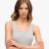 Top senza maniche con bordi in pizzo Vintage della linea Athletic Essentials